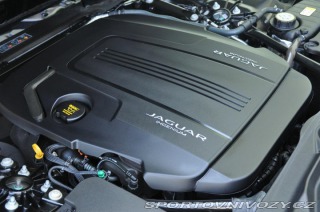 Jaguar F-Type P300 MERIDIAN SERV.KNÍŽKA 2021