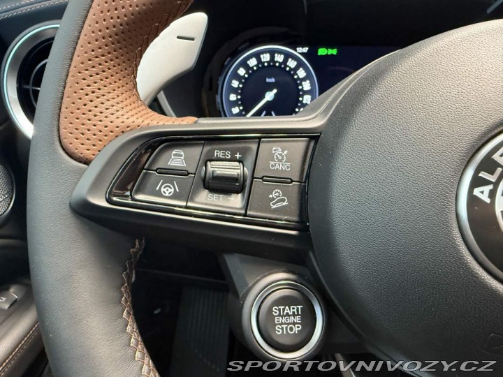 Alfa Romeo Stelvio 2.0 Turbo 280k Q4 AT8 INT 2025