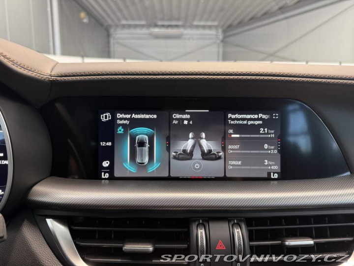 Alfa Romeo Stelvio 2.0 Turbo 280k Q4 AT8 INT 2025