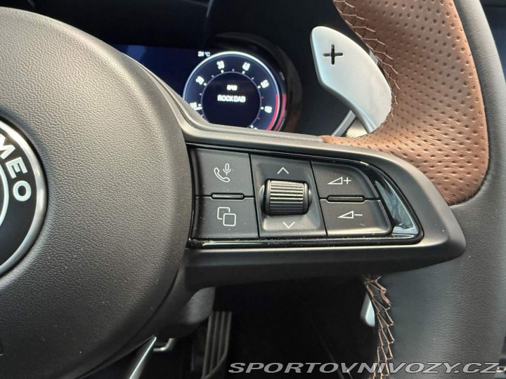 Alfa Romeo Stelvio 2.0 Turbo 280k Q4 AT8 INT 2025