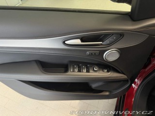 Alfa Romeo Stelvio 2.0 Turbo 280k Q4 AT8 INT 2025