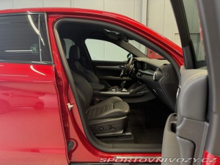 Alfa Romeo Stelvio 2.0 Turbo 280k Q4 AT8 INT 2025