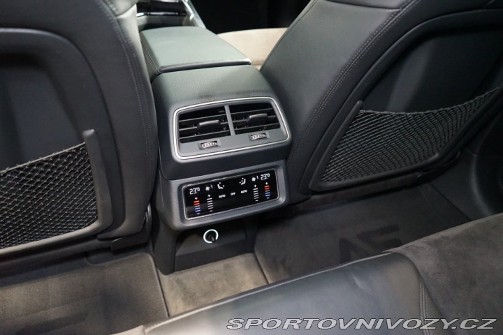 Audi Ostatní modely e-tron 55*QUATTRO*PANO*ZÁRUKA*MA 2020