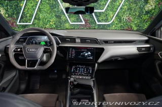 Audi Ostatní modely e-tron 55*QUATTRO*PANO*ZÁRUKA*MA 2020