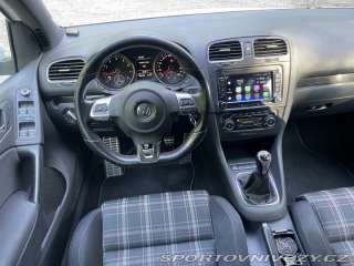 Volkswagen Golf 6 GTI 2009