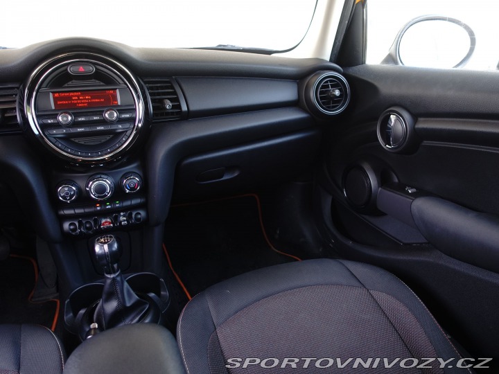 Mini One One First 2016