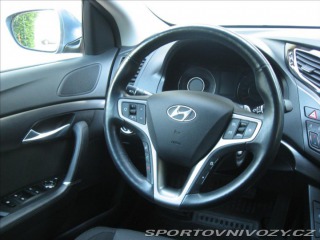 Hyundai Ostatní modely i40 1,7 CRDI 141PS  Experienc 2017