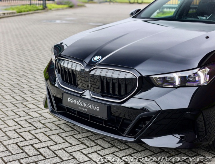 BMW 5 Touring 550e xDrive M S 2025
