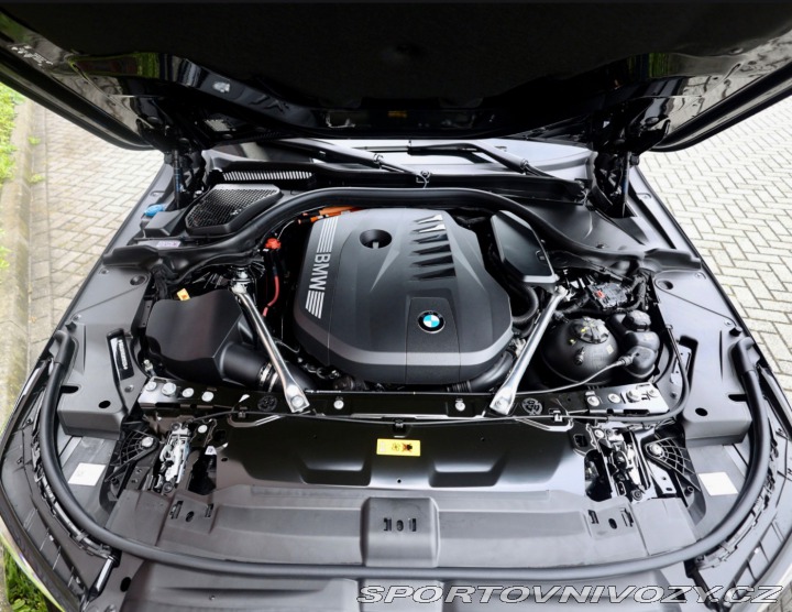 BMW 5 Touring 550e xDrive M S 2025