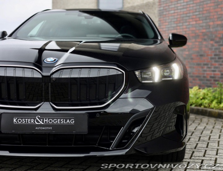 BMW 5 Touring 550e xDrive M S 2025