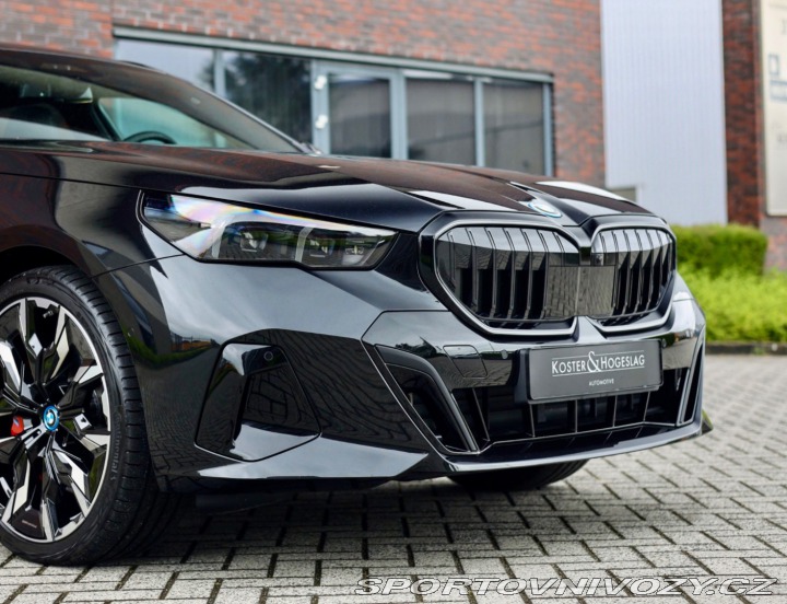 BMW 5 Touring 550e xDrive M S 2025