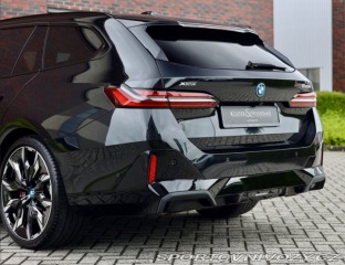 BMW 5 Touring  550e  xDrive M S 2025