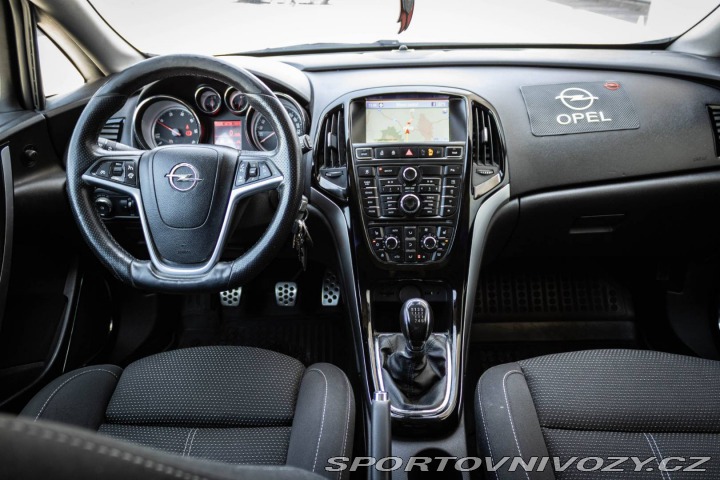 Opel Astra Sport Tourer ST 2.0 CDTI 2014