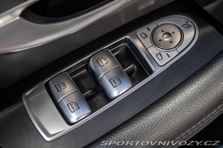 Mercedes-Benz E Kupé 200 4matic A/T 2019