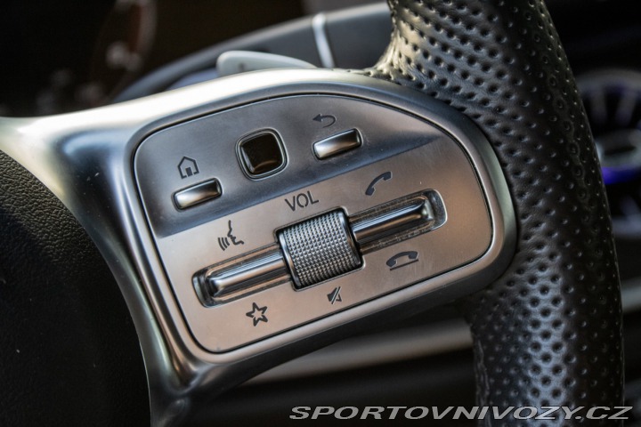 Mercedes-Benz E Kupé 200 4matic A/T 2019