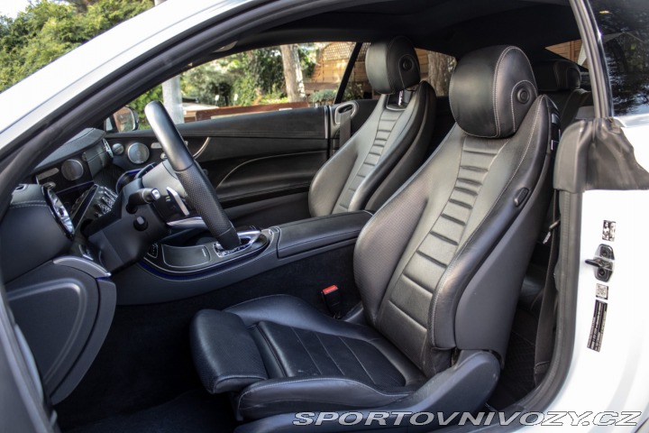 Mercedes-Benz E Kupé 200 4matic A/T 2019