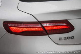 Mercedes-Benz E Kupé  200 4matic A/T 2019