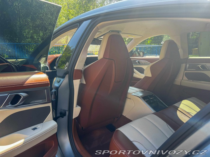 BMW 8 M850i xdrive 610HP 2021