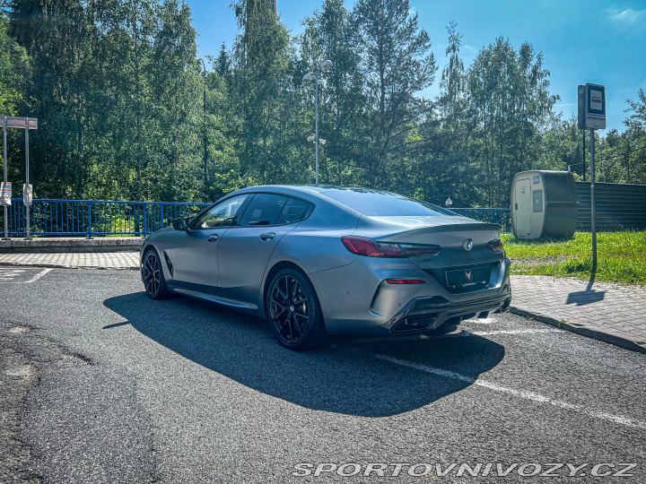 BMW 8 M850i xdrive 610HP 2021