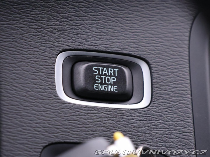 Volvo V60 2,4 D5 2011