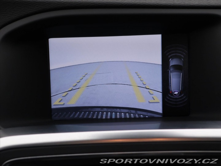 Volvo V60 2,4 D5 2011