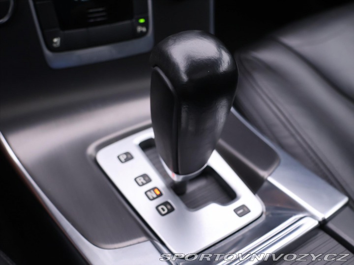 Volvo V60 2,4 D5 2011