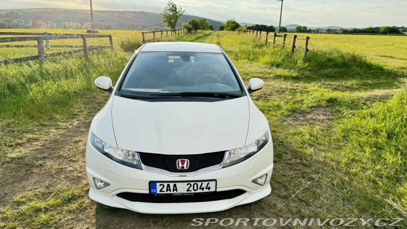 Honda Civic Type-r Championsh White