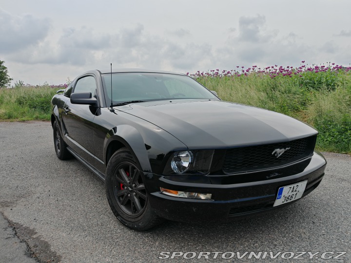 Ford Mustang 4.0 L 2005