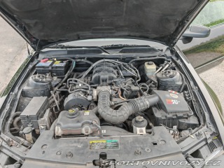 Ford Mustang 4.0 L 2005