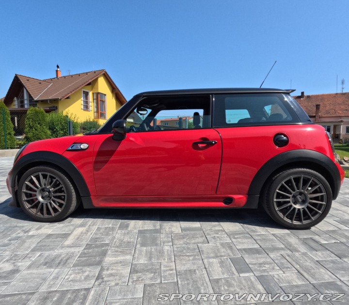 Mini Cooper JCW 2010