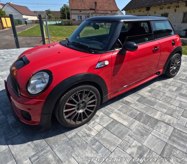 Mini Cooper JCW 2010
