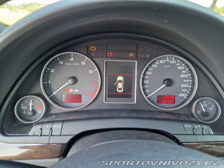 Audi S4 4.2 V8 2003
