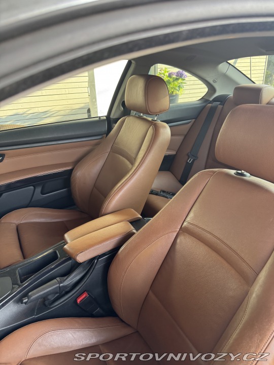 BMW 3 2009