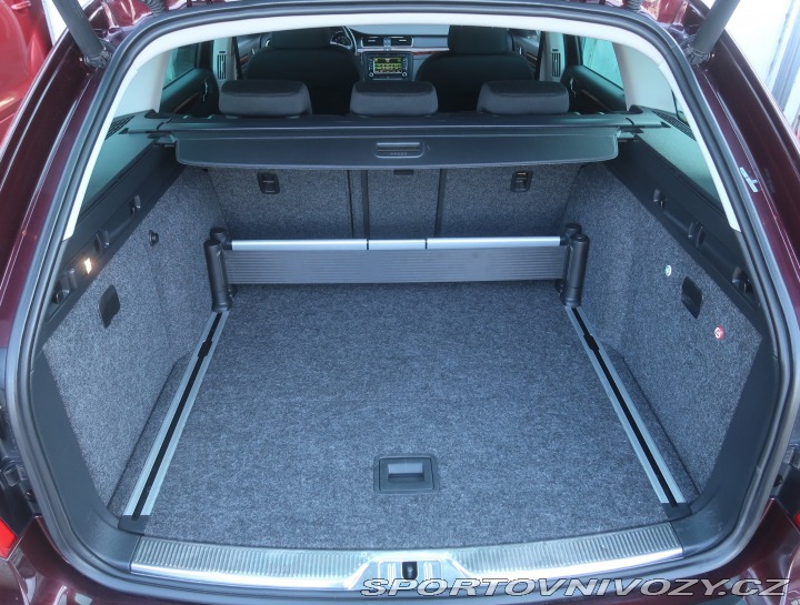 Škoda Superb Elegance 3.6 FSI V6 2010