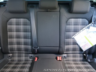 Volkswagen Golf 2.0 TDI GTD 2015