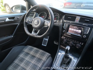 Volkswagen Golf 2.0 TDI GTD 2015