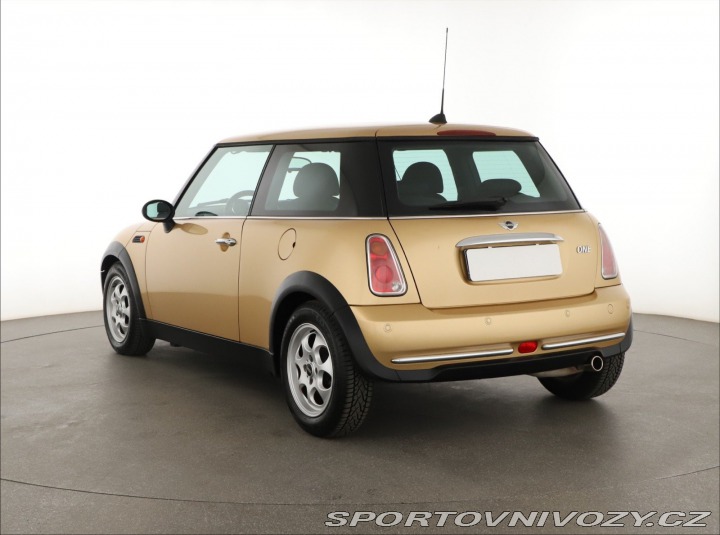 Mini One One 2005