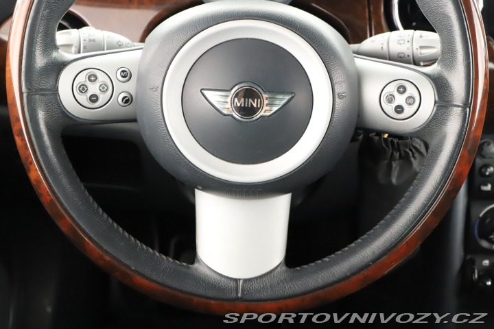 Mini One One 2005