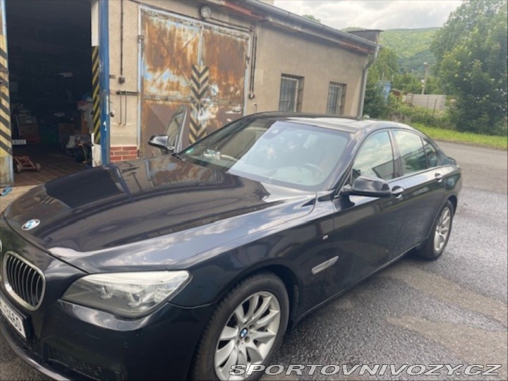 BMW 7 3,0 730d (F01) 2015