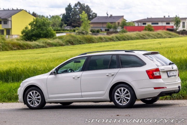 Škoda Ostatní modely Octavia 2,0 TDI, tažné, 2 sady 2015