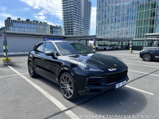Porsche Cayenne 3.0/V6/SOFT/CARPLAY/PANO/