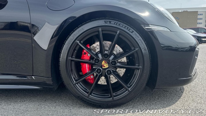 Porsche 911 Carrera 4S 2020