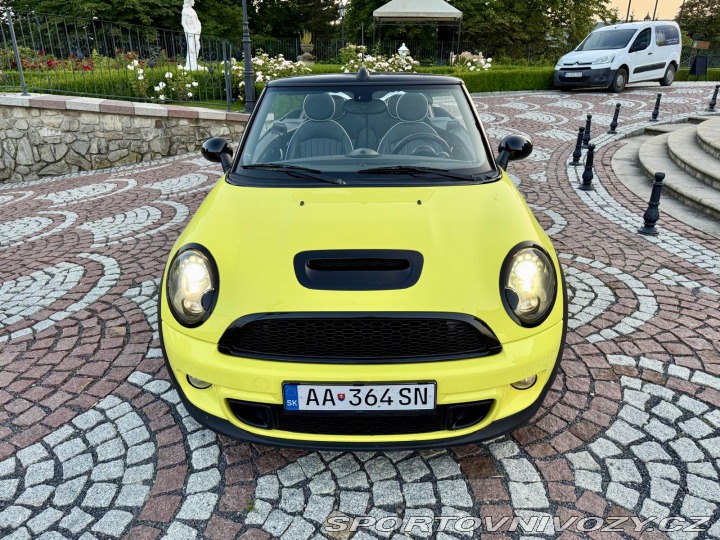 Mini Cooper Cooper S 2011