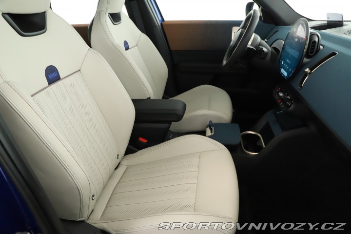 Mini Countryman Paket Favoured C 2024