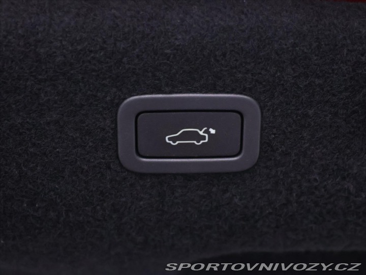 Jaguar XF 3,0 30d 221kW Aut. Nezávi 2016