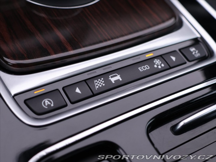 Jaguar XF 3,0 30d 221kW Aut. Nezávi 2016