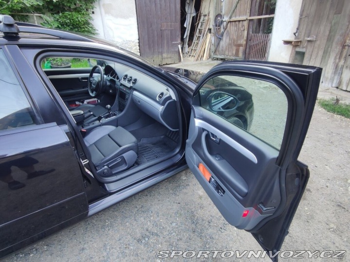 Seat Ostatní modely Exeo 2,0 TDI-105 KW 2011