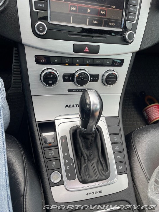 Volkswagen Ostatní modely Passat 2,0 b7 Alltrak TDI 4x4 2014
