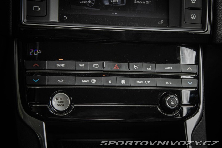 Jaguar XE 2.0 I4D Prestige AT 2018