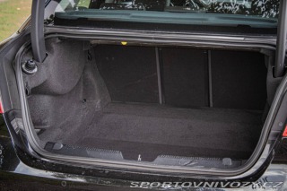 Jaguar XE 2.0 I4D Prestige AT 2018